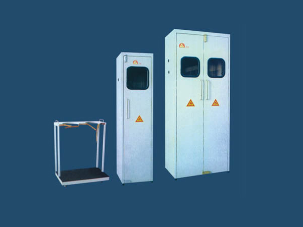 實驗室機(jī)柜